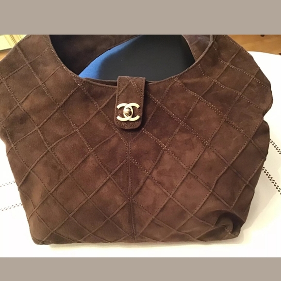 CHANEL Suede Hobo Tote - Picture 3 of 8